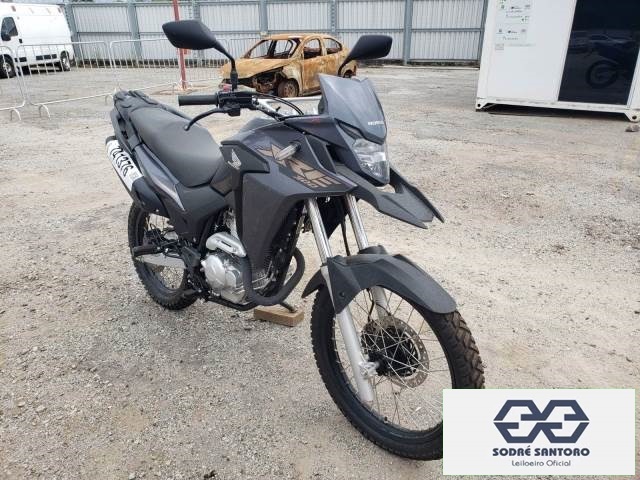 XRE 300 ABS